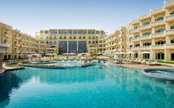 5-star hotel
Features: Prime location in Shatti Al Qurum, large swimming pool, easy beach access, established brand
Average price: $160–$220 per night
More affordable compared to many other 5-star hotels in Muscat.