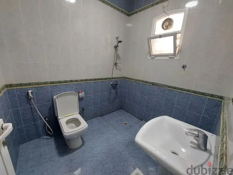 غرفة مفردة للموظفات في الموالح خلف السيتي سنتر