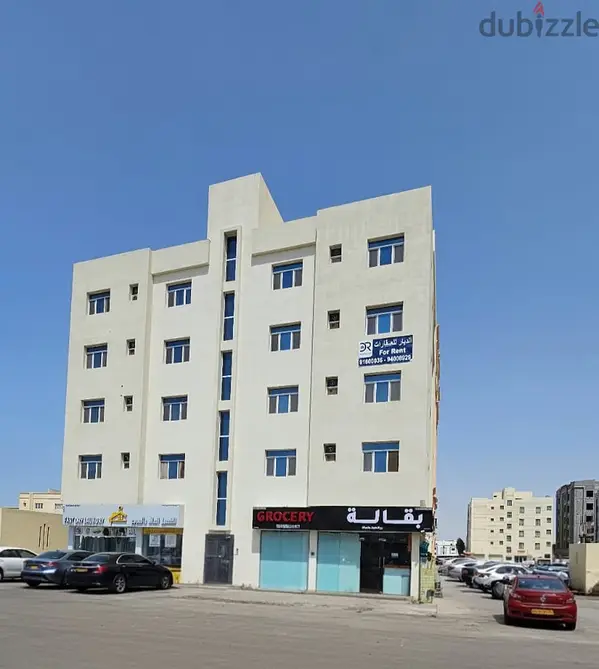شقة مميزة تقع في الخوض السادسة بالقرب من دائرة التنمية الاجتماعية-2BHK