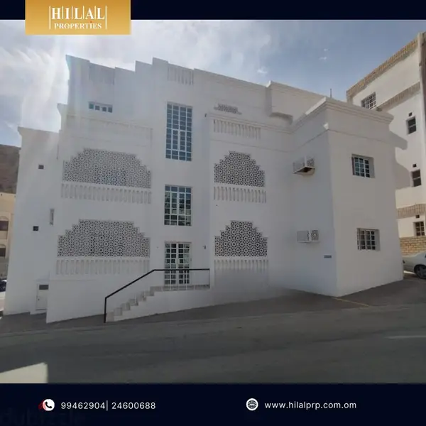 شقة للإيجار في سوق الخوض – الطابق الثاني إعلان رقم 726