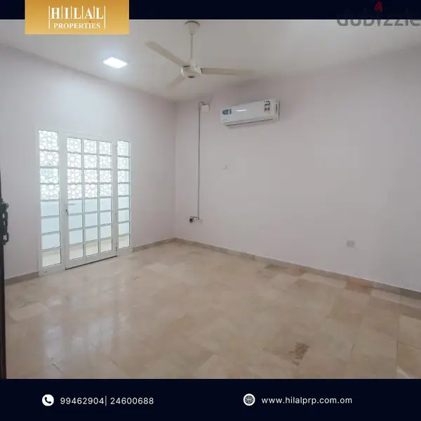 شقة للإيجار في سوق الخوض – الطابق الثاني إعلان رقم 726