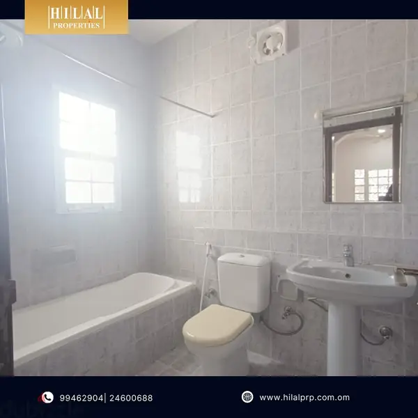 شقة للإيجار في سوق الخوض – الطابق الثاني إعلان رقم 726