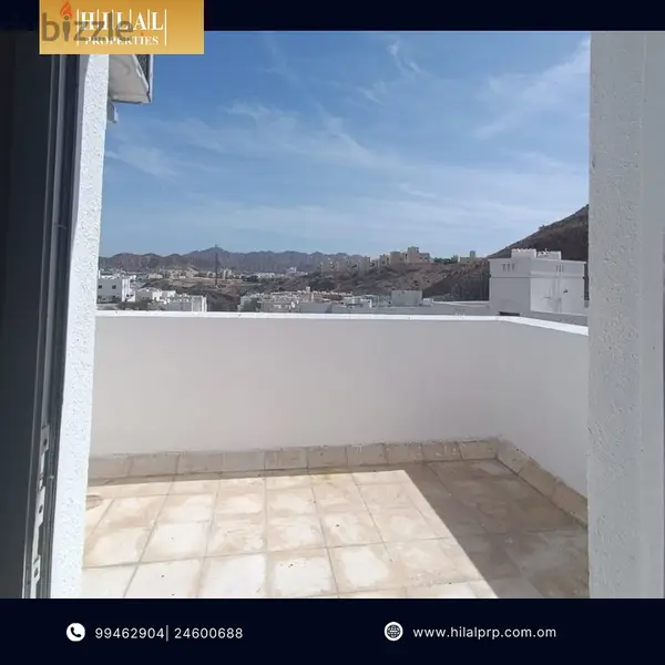 شقة للإيجار في سوق الخوض – الطابق الثاني إعلان رقم 726