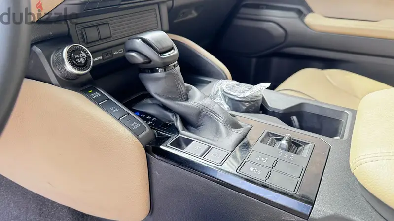 TOYOTA PRADO 2.4T PREMIUM – MY : 2024