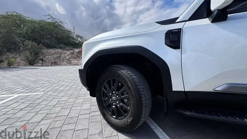 TOYOTA PRADO 2.4T PREMIUM – MY : 2024