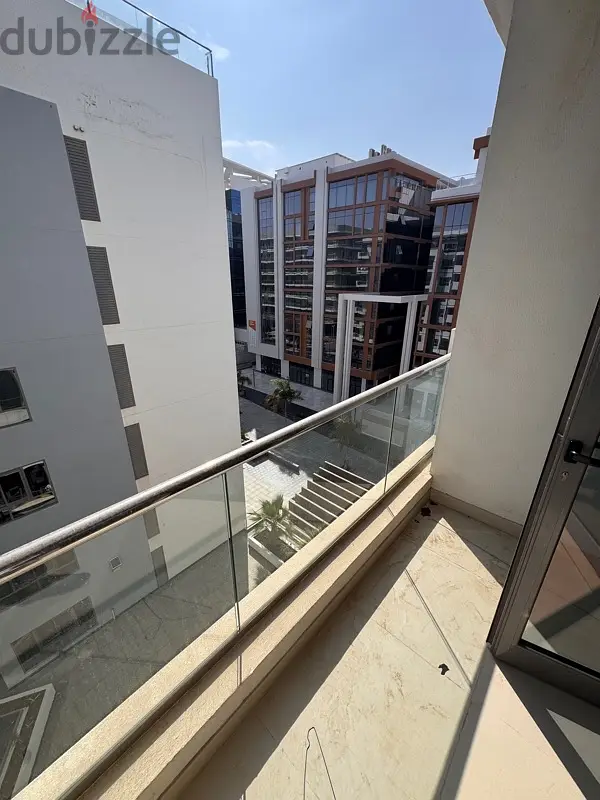 3 bedroom apartment for rent at Muscat Hills, The Links building