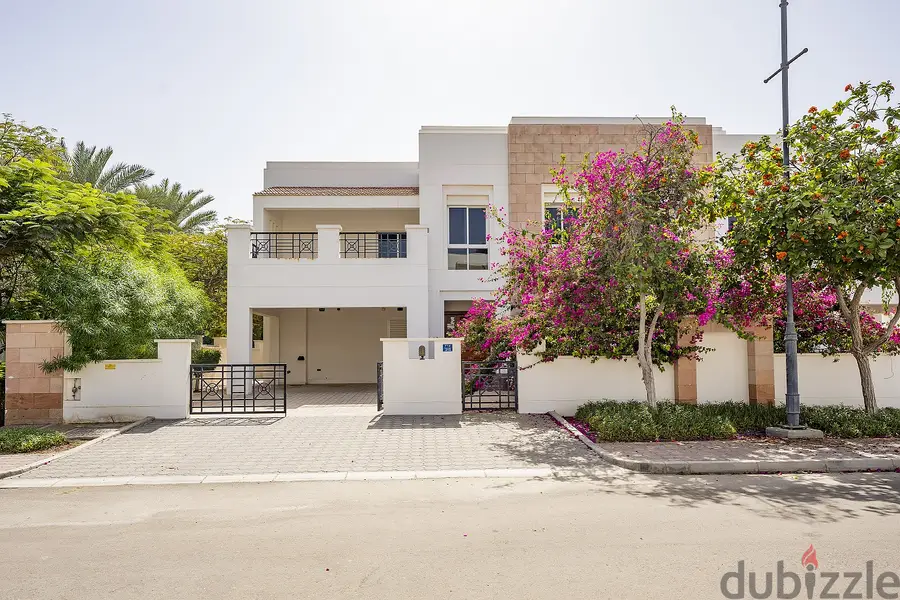 Gorgeous 4 bedroom Villas, Semi Furnished, with Outstanding facilities