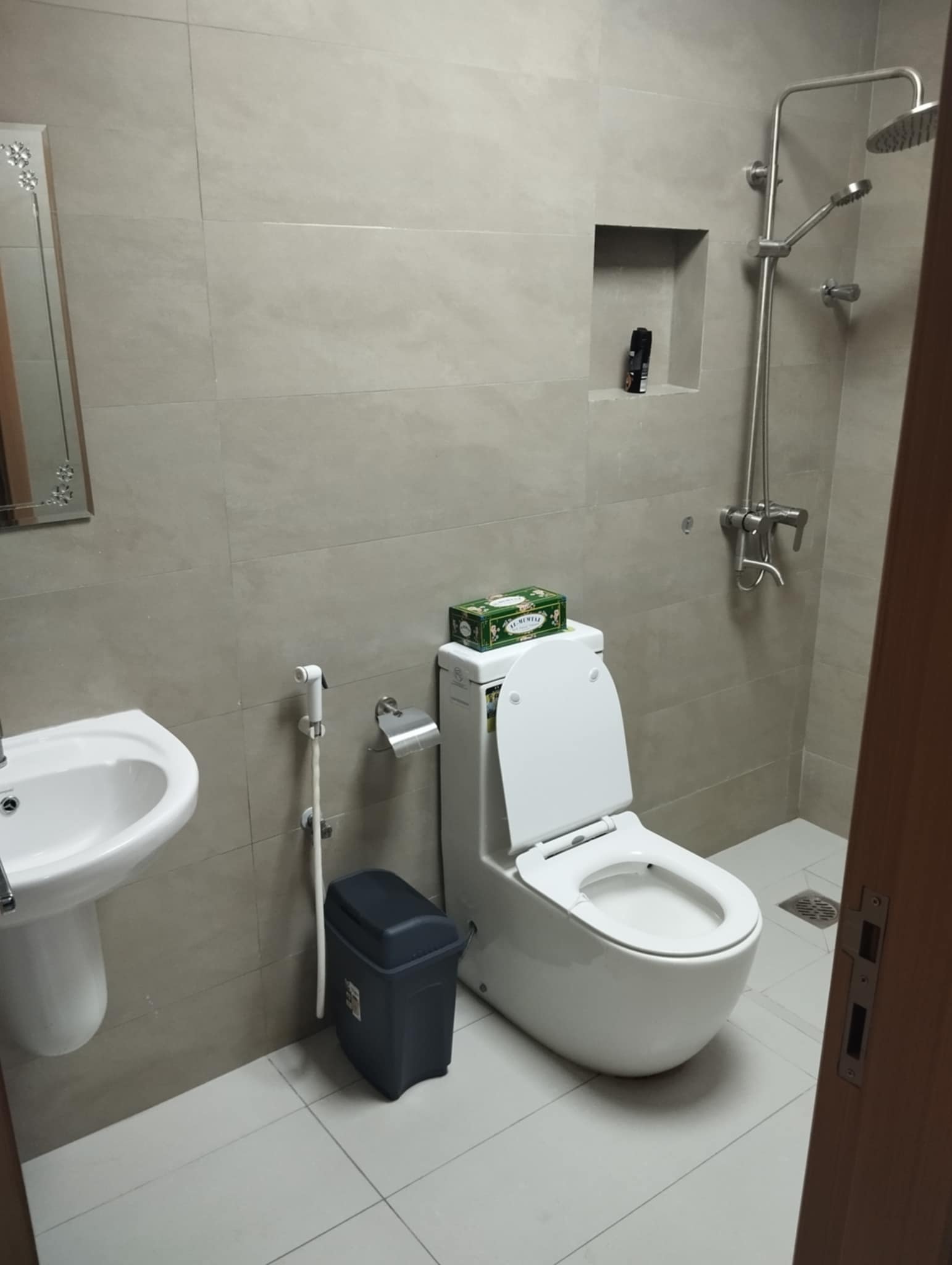 Fresh full furnished apartment for rent