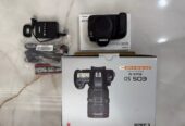 Hot Selling Canon EOS 5D Mark IV DSLR Camera with 24-105mm f-4L II Lens Ready To Ship