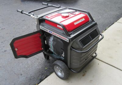 Honda-EU7000IS-7000-Watt-Inverter-1