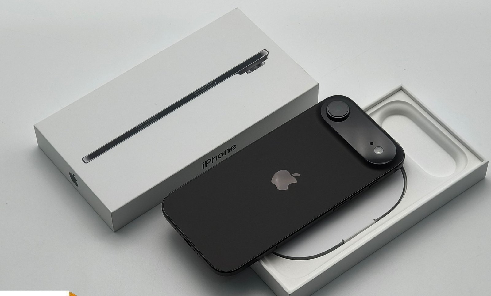 Original, Apple iPhone 17 Pro Max, iPhone 17 Pro, iPhone 17 , iPhone Air , Apple iPhone 16 Pro Max, iPhone 16 Pro, iPhone 16, Samsung Galaxy S26 Ultra , Samsung Galaxy S26