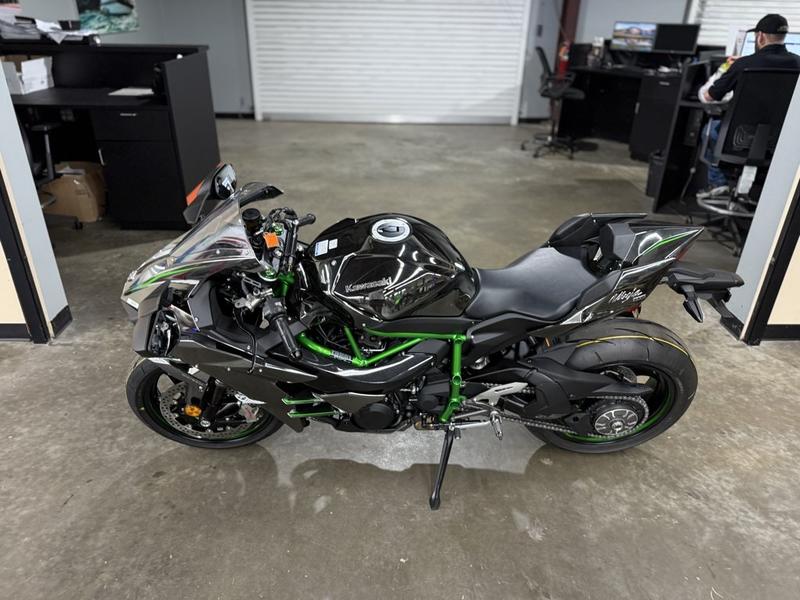 2026 Kawasaki Ninja H2 ABS WhatsApp +17203061962