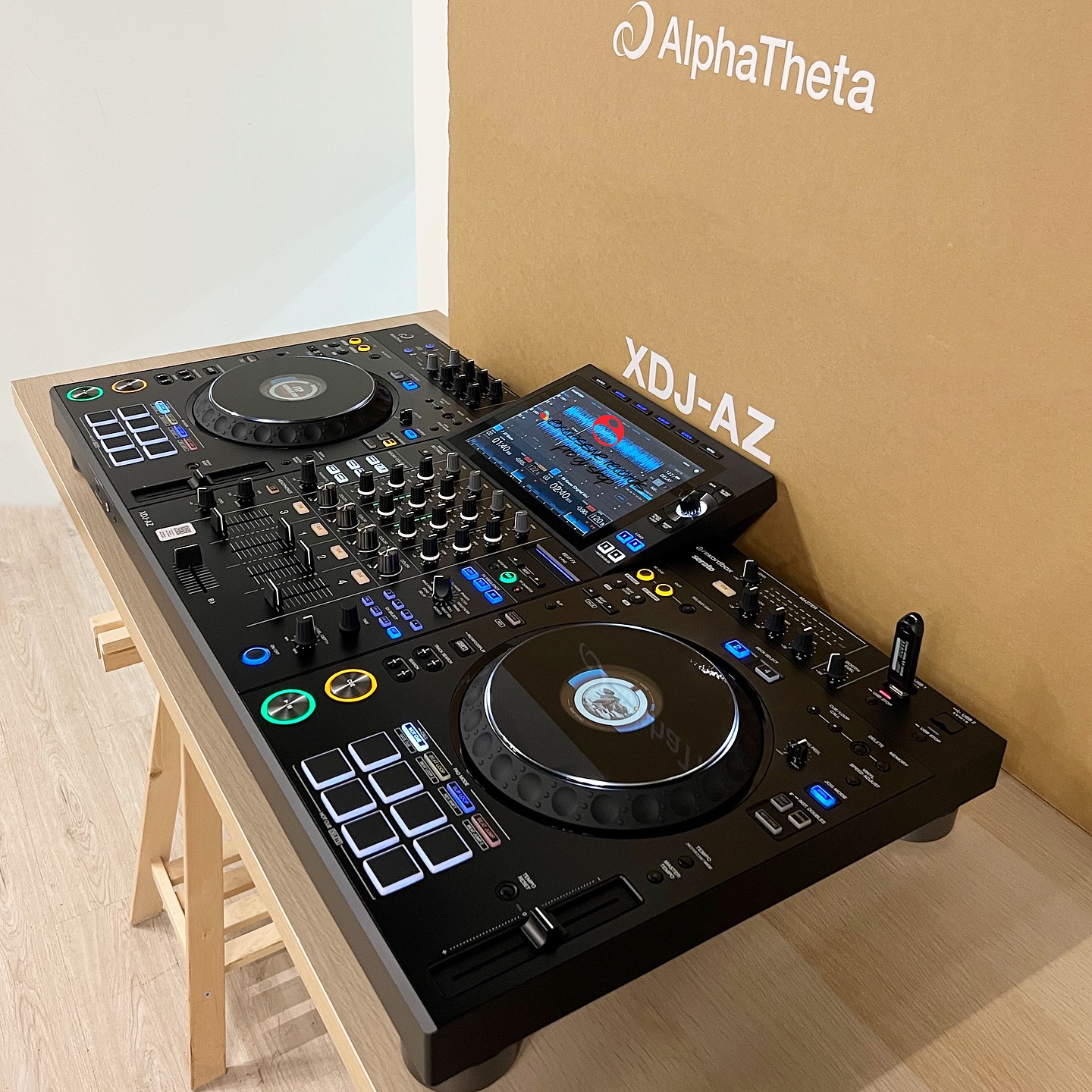 AlphaTheta CDJ-3000X , Pioneer CDJ-3000, Pioneer DJ DJM-A9, AlphaTheta Euphonia, Pioneer CDJ-2000NXS2, Pioneer DJM-900NXS2, Pioneer DJ DJM-V10-LF , Pioneer DJ DJM-S11, AlphaTheta XDJ-AZ, AlphaTheta OMNIS-DUO, Pioneer DJ OPUS-QUAD, Pioneer DJ XDJ-RX3, Pioneer XDJ-XZ, Pioneer DJ DDJ-FLX10