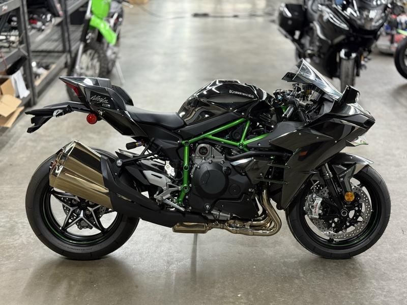2026 Kawasaki Ninja H2 ABS WhatsApp +17203061962