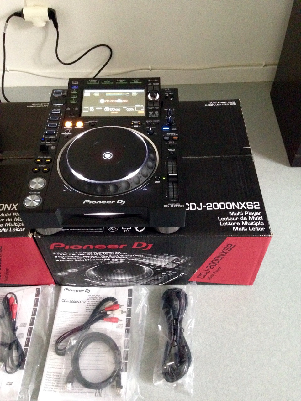 AlphaTheta CDJ-3000X , Pioneer CDJ-3000, Pioneer DJ DJM-A9, AlphaTheta Euphonia, Pioneer CDJ-2000NXS2, Pioneer DJM-900NXS2, Pioneer DJ DJM-V10-LF , Pioneer DJ DJM-S11, AlphaTheta XDJ-AZ, AlphaTheta OMNIS-DUO, Pioneer DJ OPUS-QUAD, Pioneer DJ XDJ-RX3, Pioneer XDJ-XZ, Pioneer DJ DDJ-FLX10