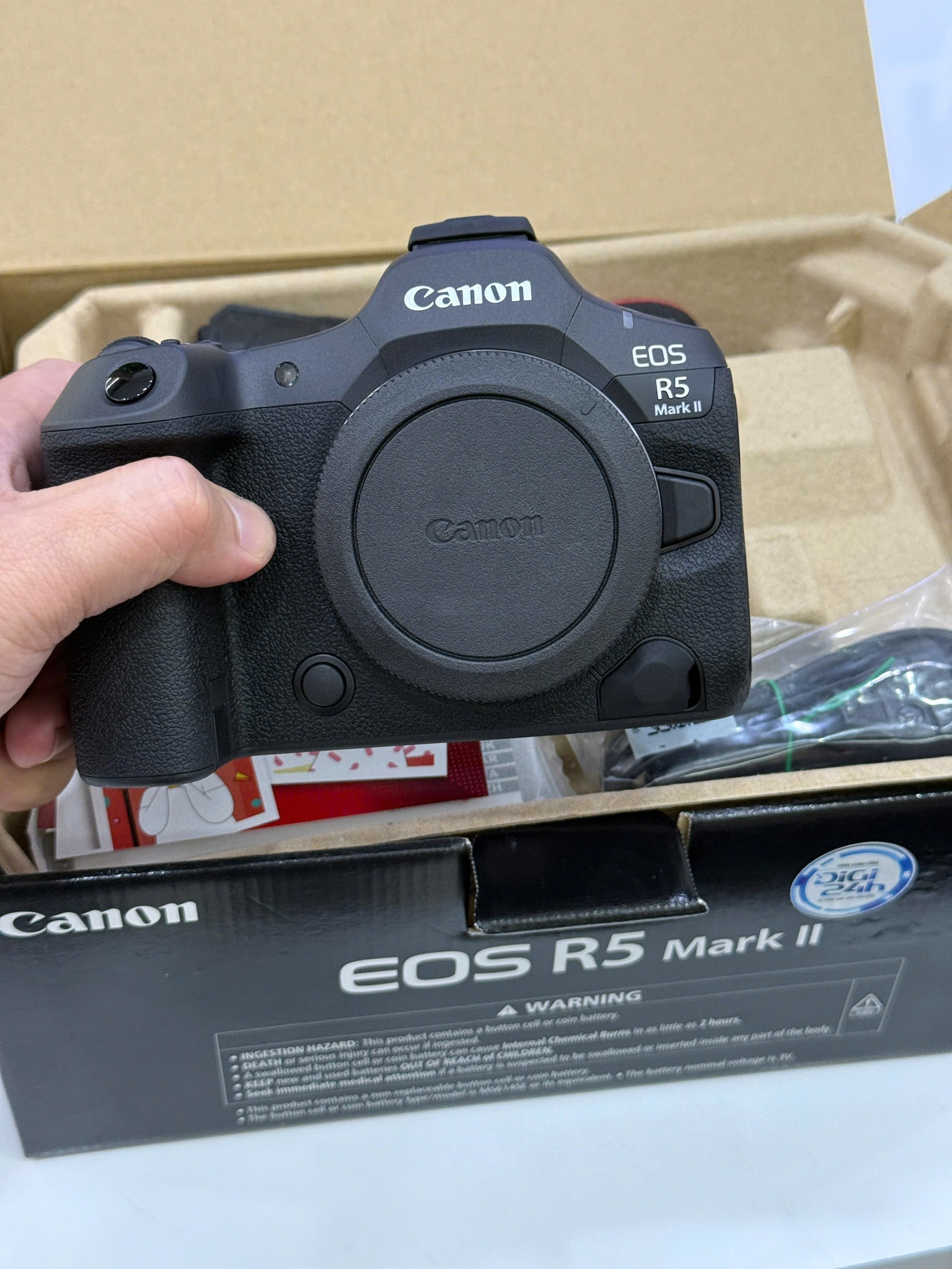 Canon EOS R5 Mark II , Canon EOS R3, Canon EOS R5, Canon EOS R6 Mark II, Canon EOS R6, Canon EOS R7, Nikon Z9,  Nikon Z8, Nikon Z 7II,  Nikon D6, Nikon D780 , Sony Alpha a7R IV