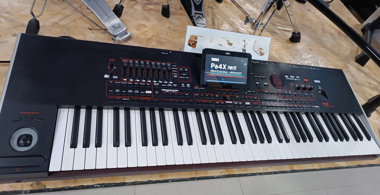 Korg Pa5X, Korg Pa4X, Korg Pa4X MG2, Korg NAUTILUS , Korg Pa1000 MG, Yamaha Genos2 76-key, Yamaha PSR-SX920 , Yamaha MODX8+ , Yamaha PSR-SX900, Yamaha MONTAGE M8X