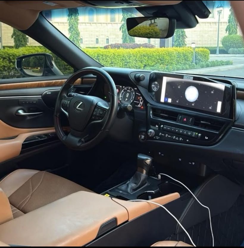 2023 Lexus ES 350