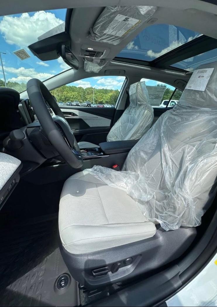 Toyota Camry 2025