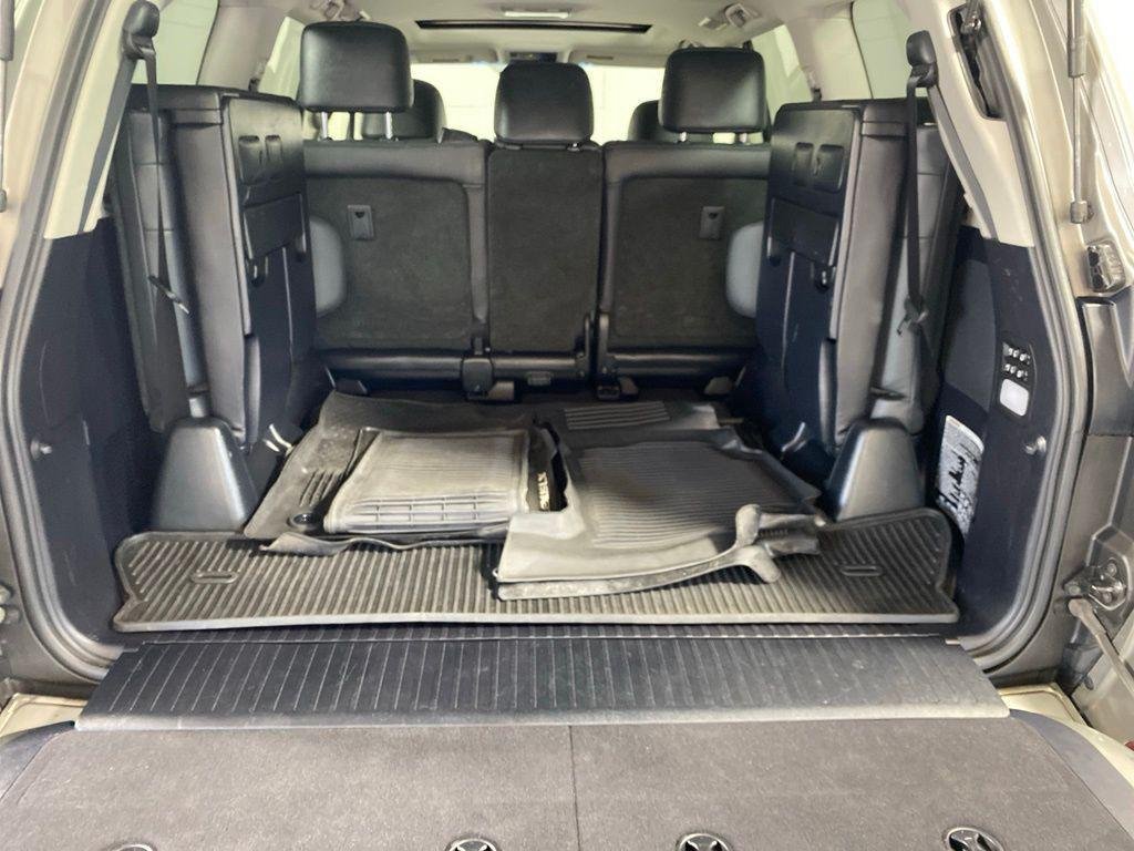 Selling used 2021 Lexus LX 570 Jeep Full Options